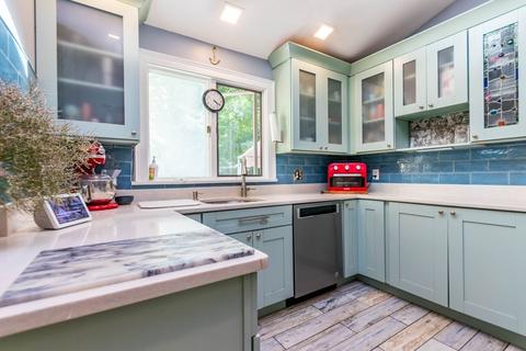 305 County Rd, Bourne, MA 02532 photo 13
