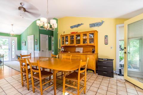 305 County Rd, Bourne, MA 02532 photo 9