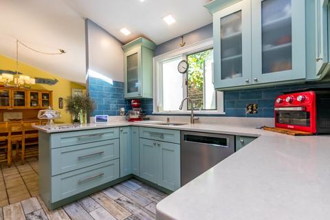 305 County Rd, Bourne, MA 02532 photo 15