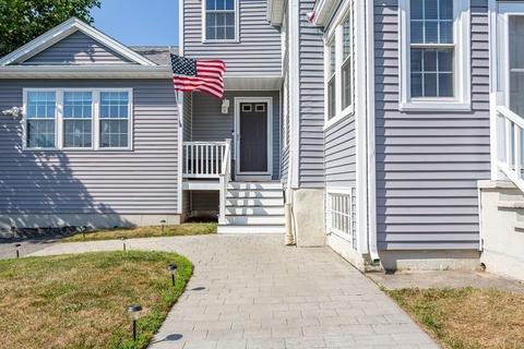 22 Byron St, Fall River, MA 02724 photo 2
