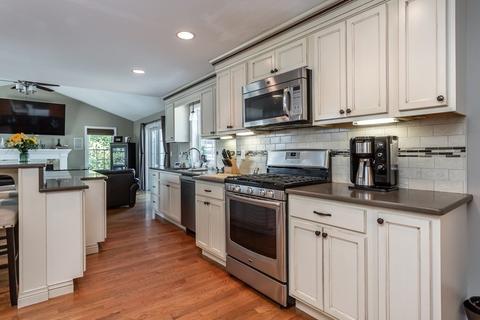 22 Byron St, Fall River, MA 02724 photo 12