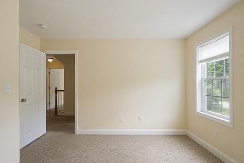 19 Alyssa Dr, Townsend, MA 01469 photo 32