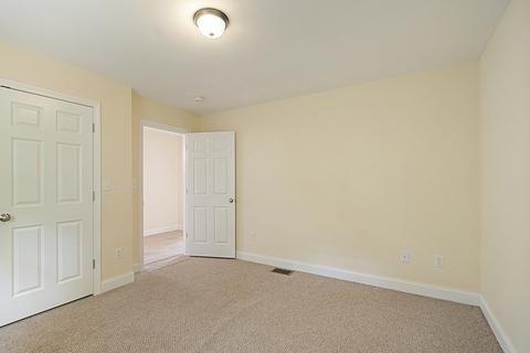 19 Alyssa Dr, Townsend, MA 01469 photo 28