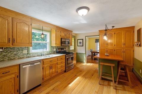 6 Crestview Dr, Millis, MA 02054 photo 8