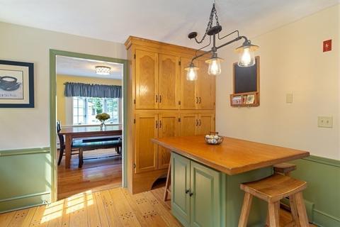6 Crestview Dr, Millis, MA 02054 photo 10