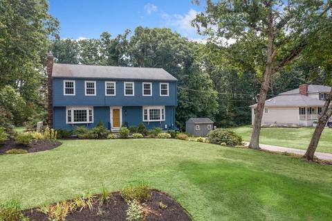 6 Crestview Dr, Millis, MA 02054 photo 1