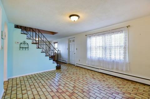 28 Abbott Ave, Everett, MA 02149 photo 4
