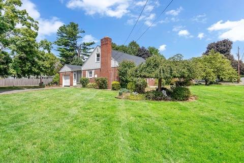 58 Sunnybrook Rd, Springfield, MA 01129 photo 3