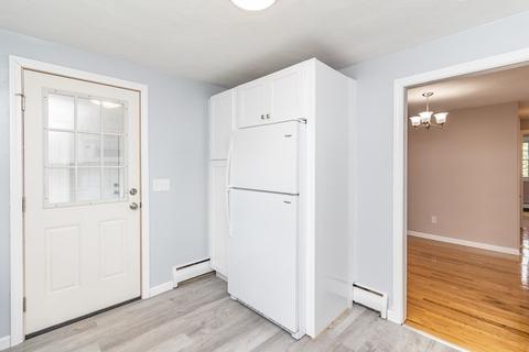 58 Sunnybrook Rd, Springfield, MA 01129 photo 8