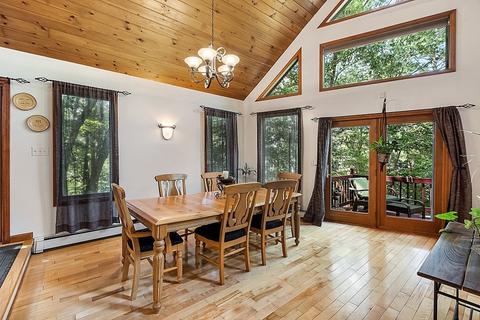 38 Pine St, Douglas, MA 01516 photo 9