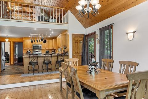 38 Pine St, Douglas, MA 01516 photo 10