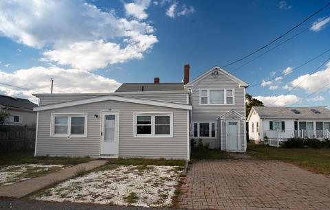 48 Wankinquoah Ave, Wareham, MA 02571 photo 1