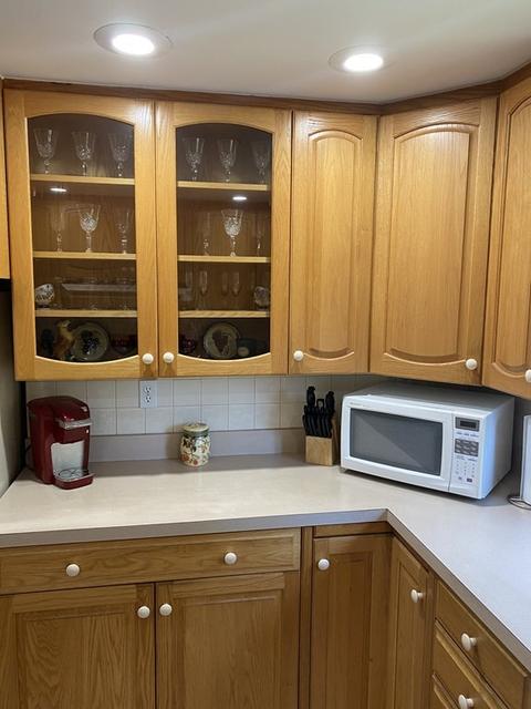 6 Hanson Rd, Danvers, MA 01923 photo 9