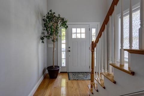 3 Smith Ln, Worcester, MA 01606 photo 2