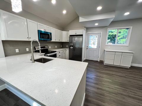45 Florida St, Springfield, MA 01109 photo 7