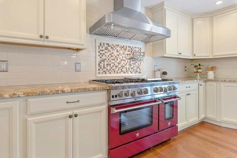 15 Chestnut St, Danvers, MA 01923 photo 18