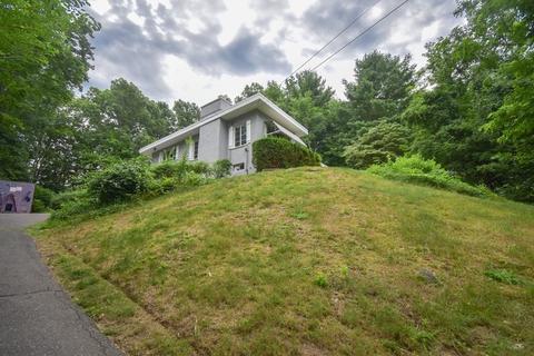 57 Telbar St, Springfield, MA 01128 photo 2