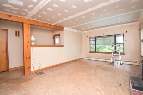 57 Telbar St, Springfield, MA 01128 photo 22
