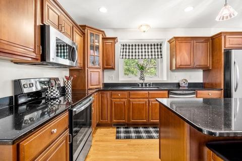 73 Stonepost Rd, Pelham, NH 03076 photo 11