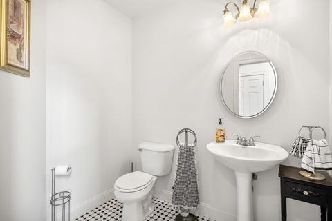 73 Stonepost Rd, Pelham, NH 03076 photo 8