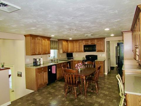 57 Bates Point Rd, Webster, MA 01570 photo 12