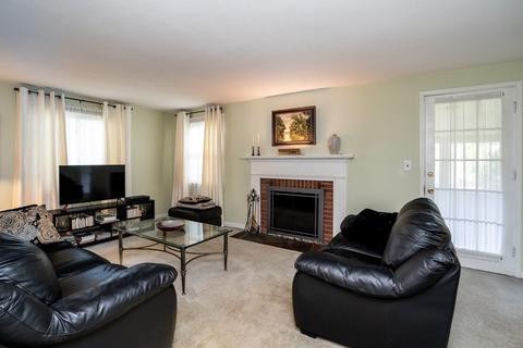 13 Louise Ave, Easthampton, MA 01027 photo 5