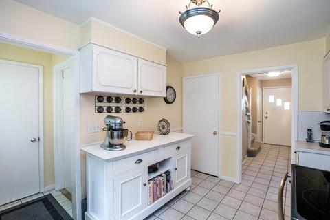 13 Louise Ave, Easthampton, MA 01027 photo 15