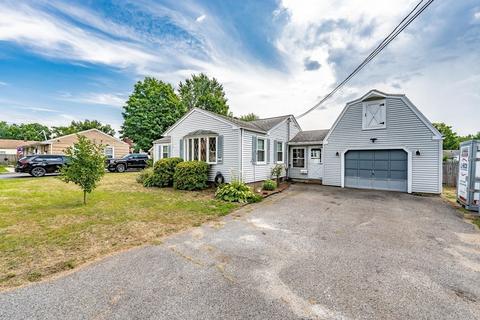 23 Hicks St, Springfield, MA 01104 photo 2
