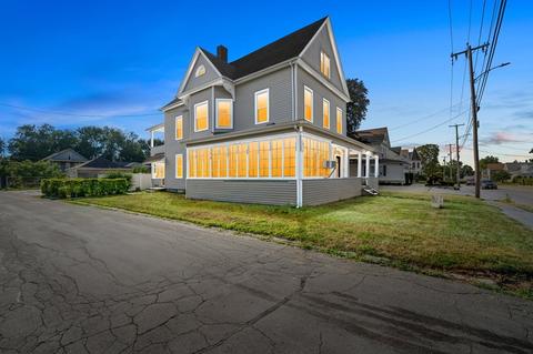 384 School St, Webster, MA 01570 photo 1