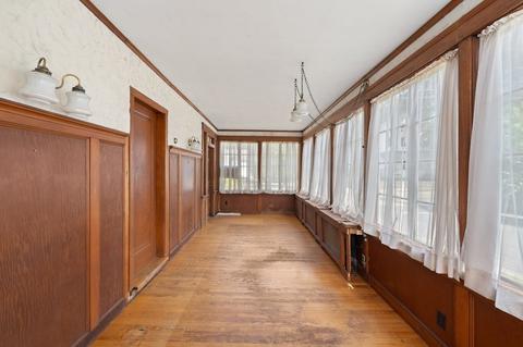 384 School St, Webster, MA 01570 photo 4