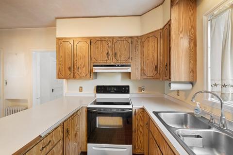 384 School St, Webster, MA 01570 photo 12
