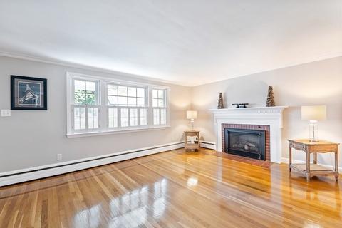283 Riverside Dr, Dedham, MA 02026 photo 5