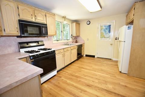 28 Carleton Rd, Hingham, MA 02043 photo 11