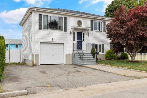 274 Hawthorne St, Fall River, MA 02724 photo 3