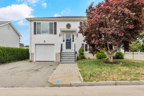 274 Hawthorne St, Fall River, MA 02724 photo 1