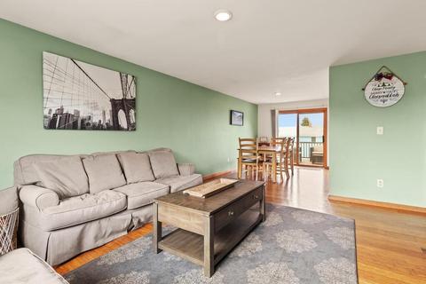 274 Hawthorne St, Fall River, MA 02724 photo 7