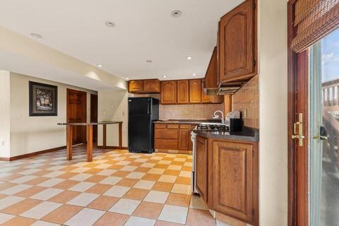 274 Hawthorne St, Fall River, MA 02724 photo 21