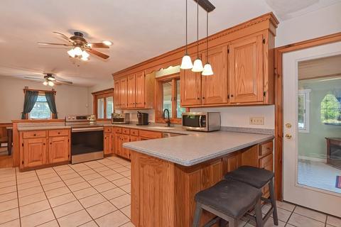 2 Saint James Pl, Townsend, MA 01474 photo 11