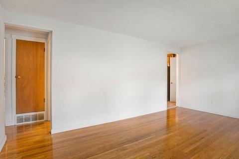 23 Plumtree Cir, Springfield, MA 01118 photo 9