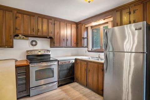 23 Plumtree Cir, Springfield, MA 01118 photo 19