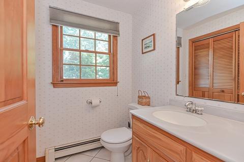 124 Eric Dr, Franklin, MA 02038 photo 13