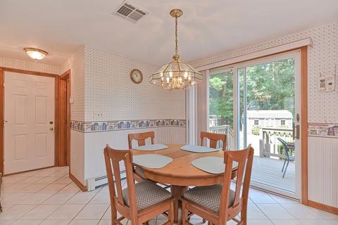 124 Eric Dr, Franklin, MA 02038 photo 12