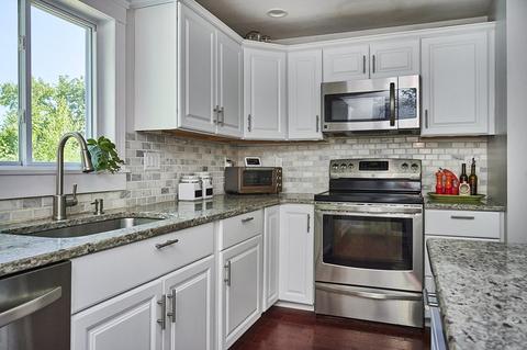 37 Ward Ave, Easthampton, MA 01027 photo 7