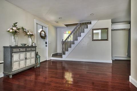 37 Ward Ave, Easthampton, MA 01027 photo 4