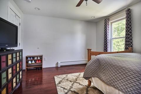 37 Ward Ave, Easthampton, MA 01027 photo 16