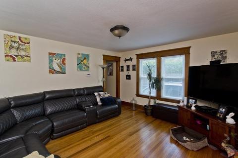 47 Algonquin St, Chicopee, MA 01013 photo 12