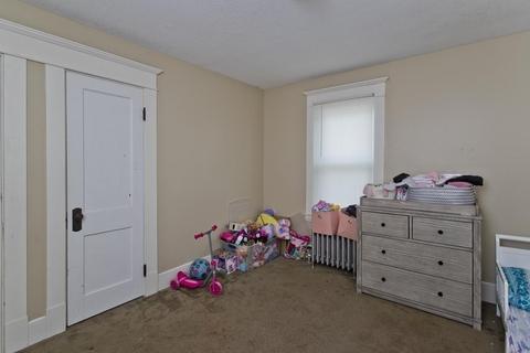 47 Algonquin St, Chicopee, MA 01013 photo 21