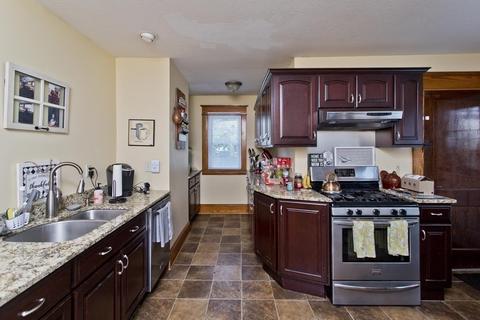 47 Algonquin St, Chicopee, MA 01013 photo 8