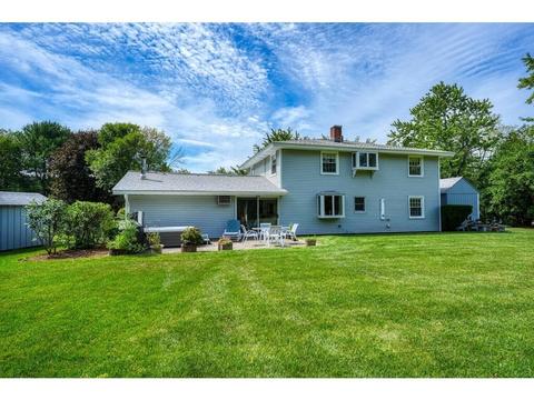 20 Cornell Rd, Framingham, MA 01701 photo 2