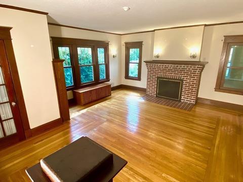 36 Maple Rd, Longmeadow, MA 01106 photo 4